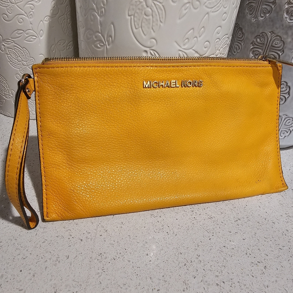 Michael Kors Wristlet Clutch